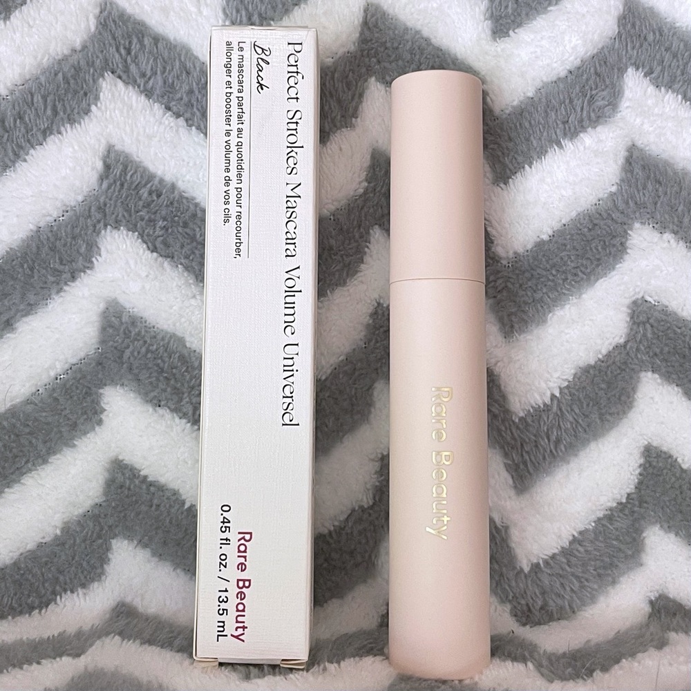 NIB Rare Beauty Perfect Strokes Universal Volume mascara